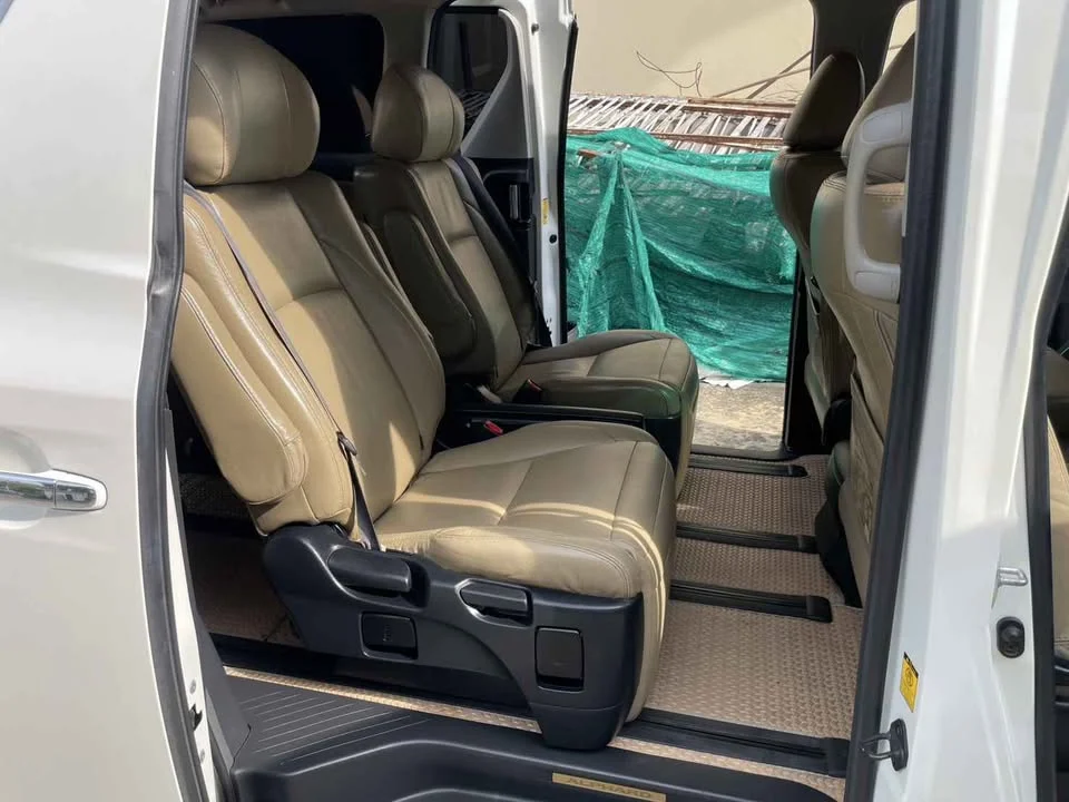 2011 Toyota Alphard, Vellfire II (AH20) 2