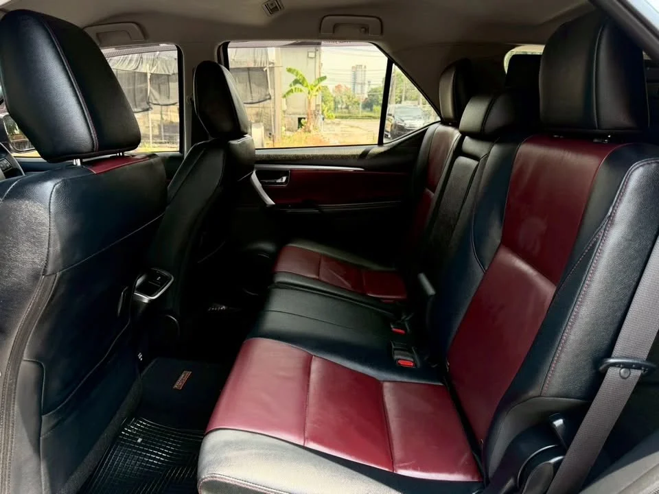 2019 Toyota Fortuner II 3