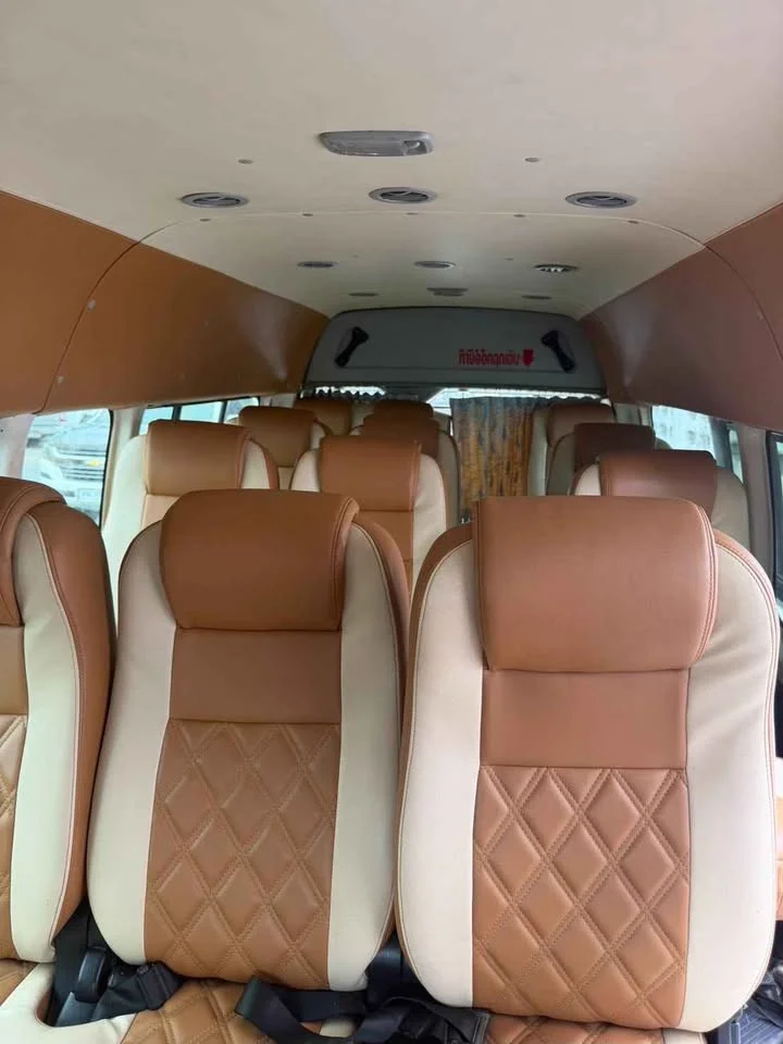 2012 Toyota Commuter V (H200) 3