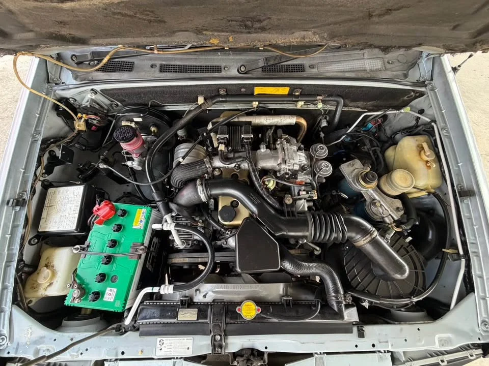 2002 Isuzu Faster Dragon Eyes III 2