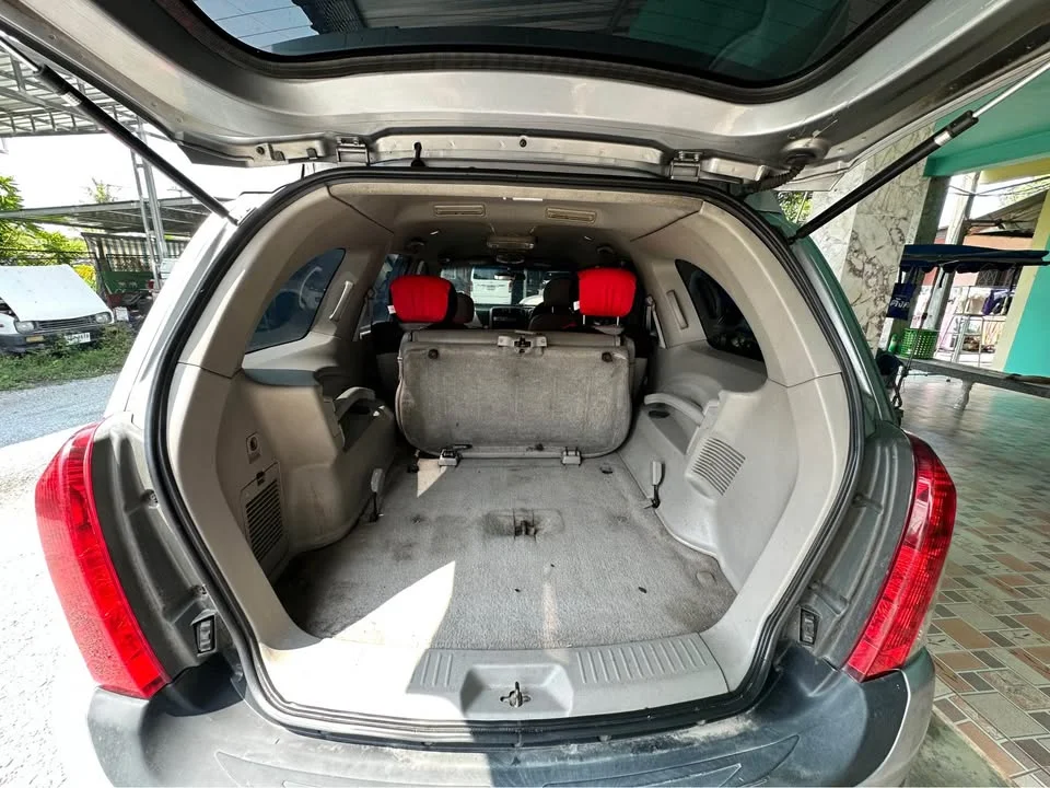 2005 Isuzu MU-7 3
