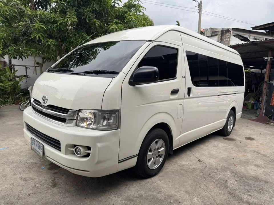 2009 Toyota Commuter V (H200) 2
