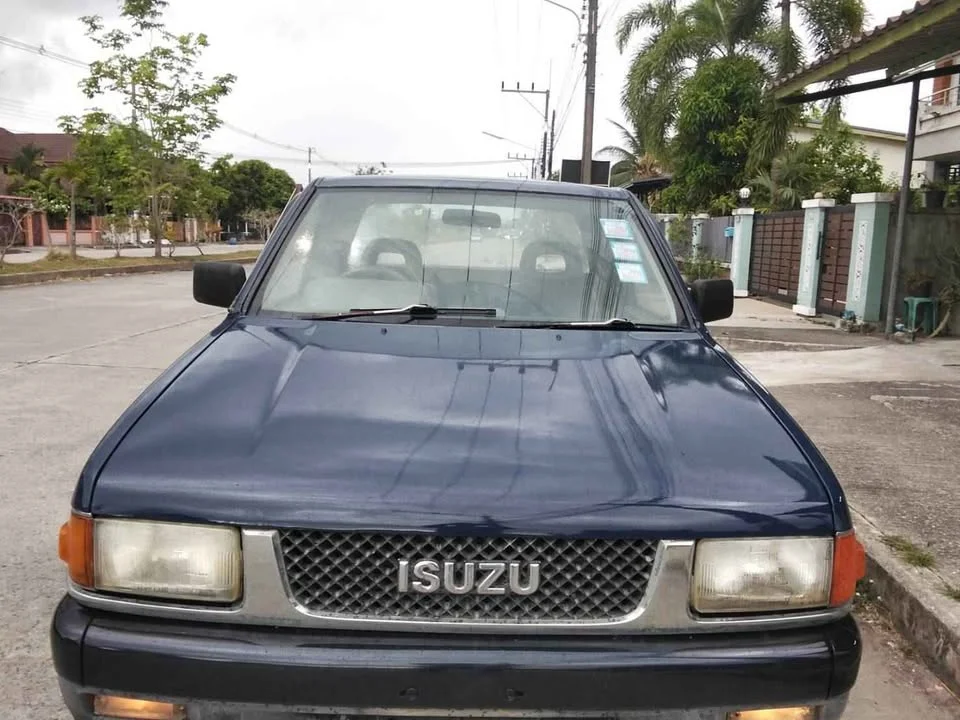 1993 Isuzu TFR III 2