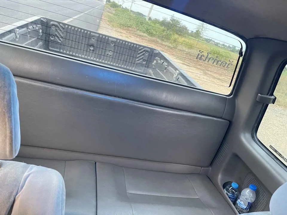 2004 Toyota Hilux Tiger VI 3