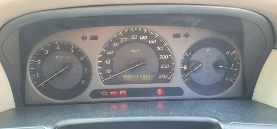 2003 Toyota Crown XI (S170) 3