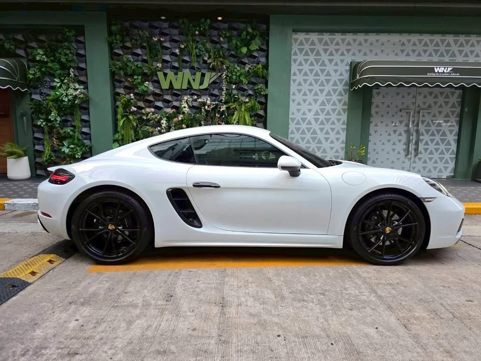 2019 Porsche 718 Boxster and Cayman IV 2