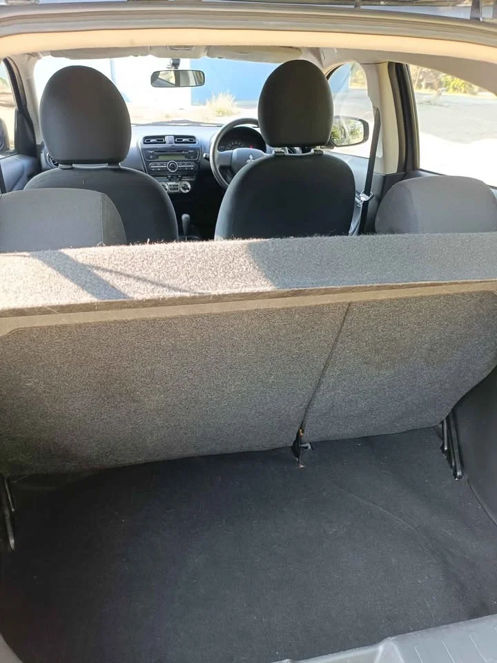 2012 Mitsubishi Mirage VI 2