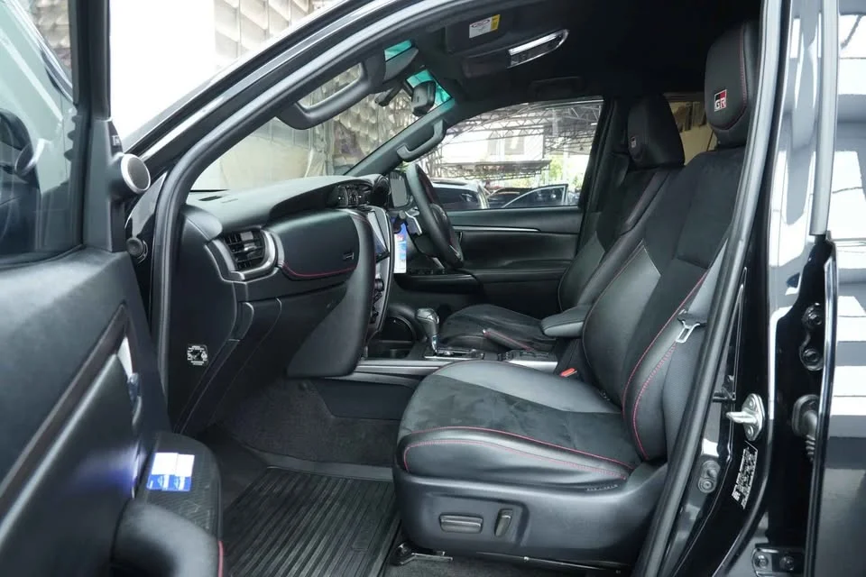 2022 Toyota Fortuner II 2