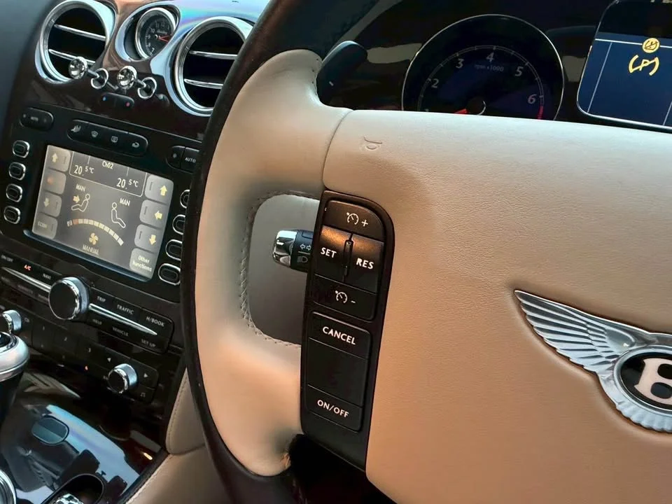 2012 Bentley Flying Spur I 2