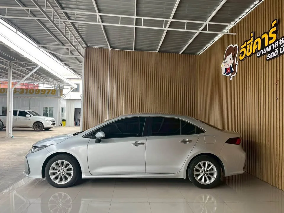 2020 Toyota Corolla Altis XII (E210) 3