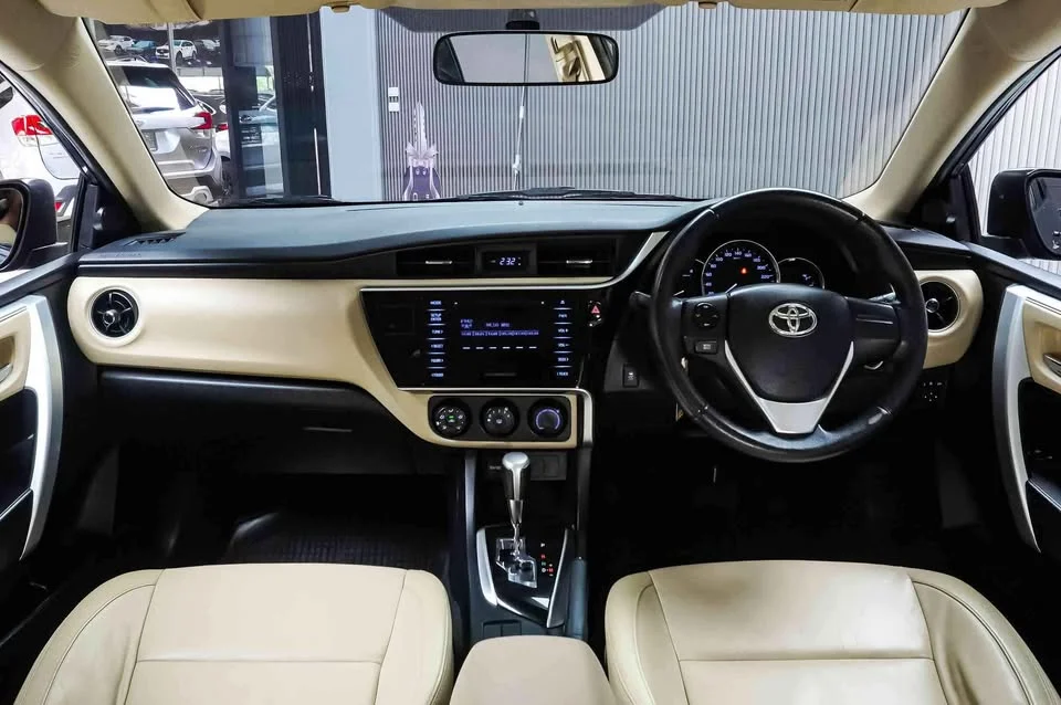 2019 Toyota Corolla Altis XI (E170) 3
