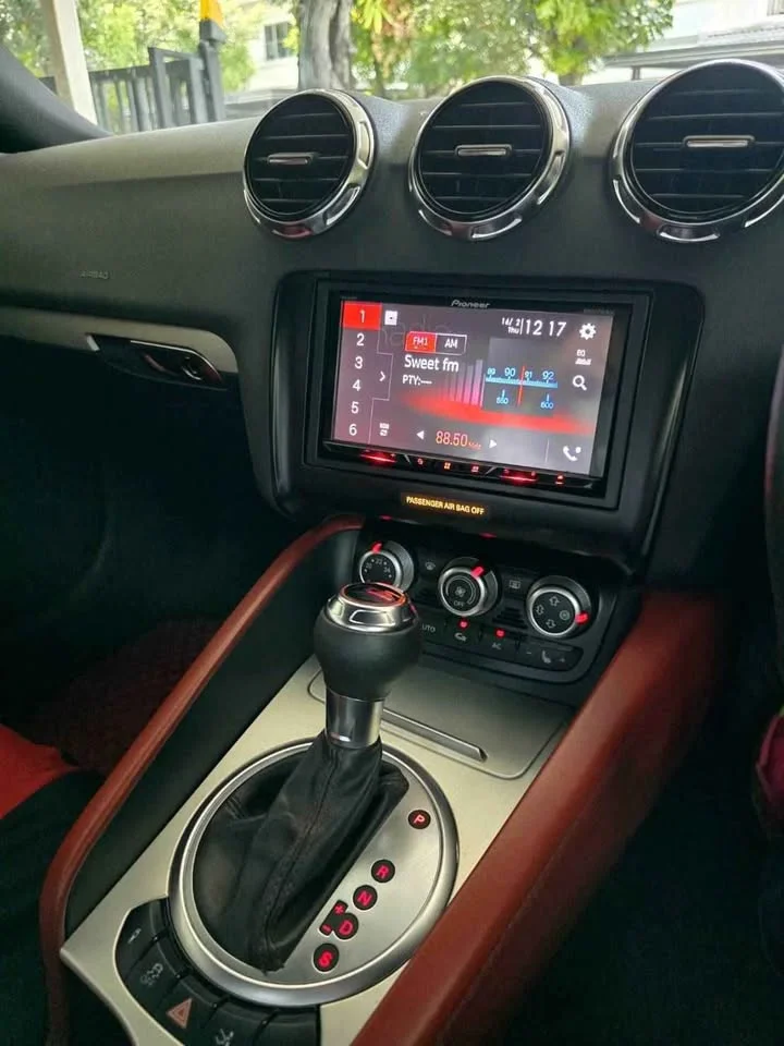 2011 Audi TT Mk2 2