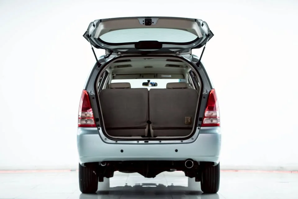2007 Toyota Innova I 3