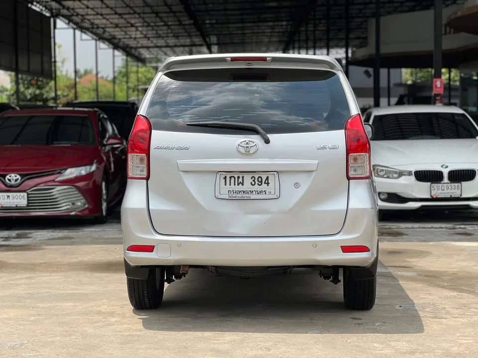 2013 Toyota Avanza II 3