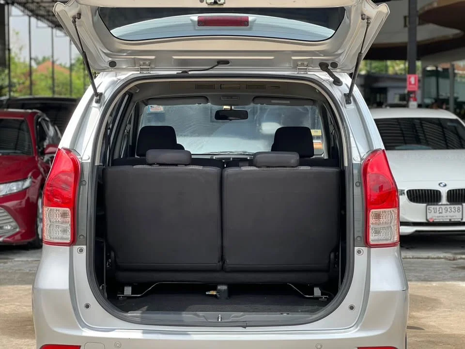 2013 Toyota Avanza II 2