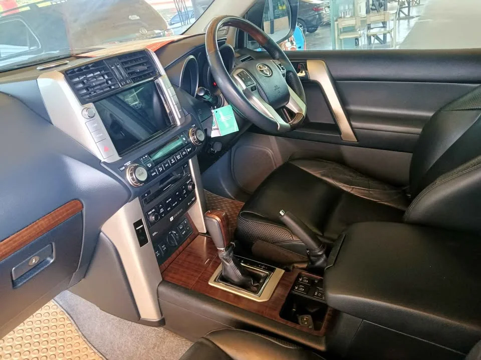 2012 Toyota Land Cruiser Prado J150 2
