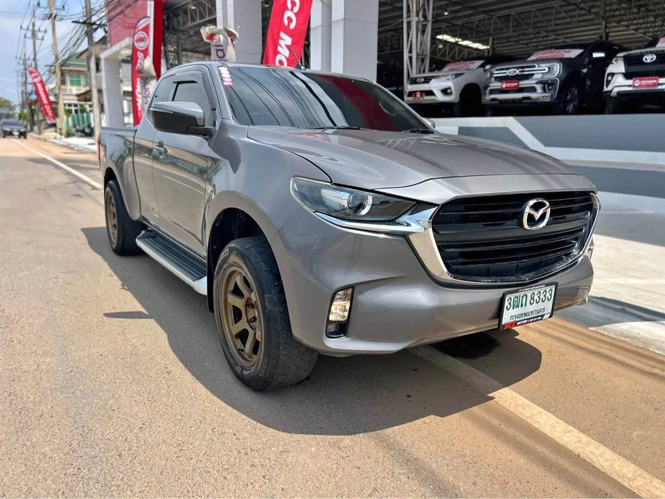 2021 Mazda BT-Series III 2