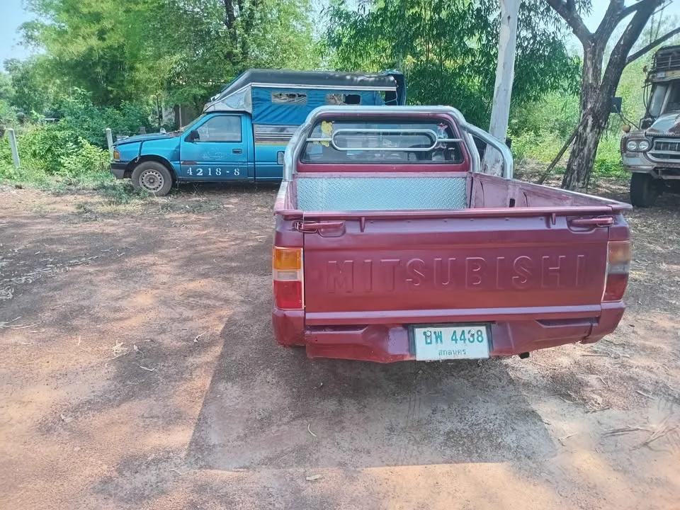 2015 Mitsubishi Triton II 3