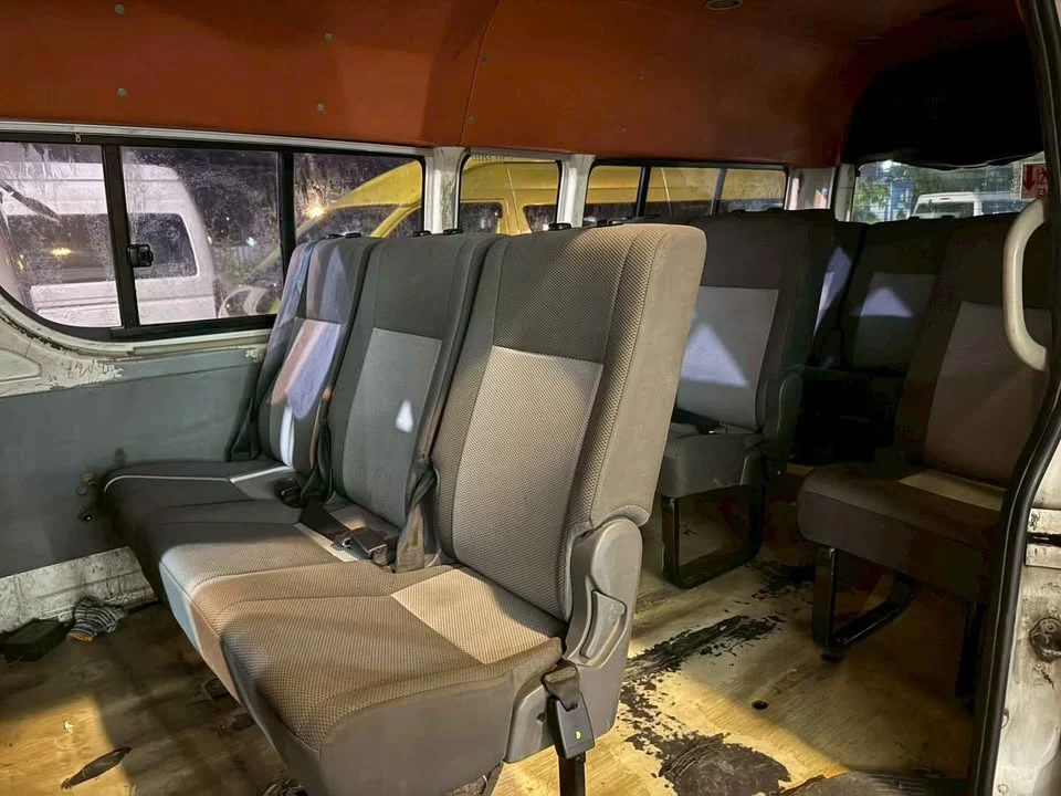 2007 Toyota Commuter V (H200) 2