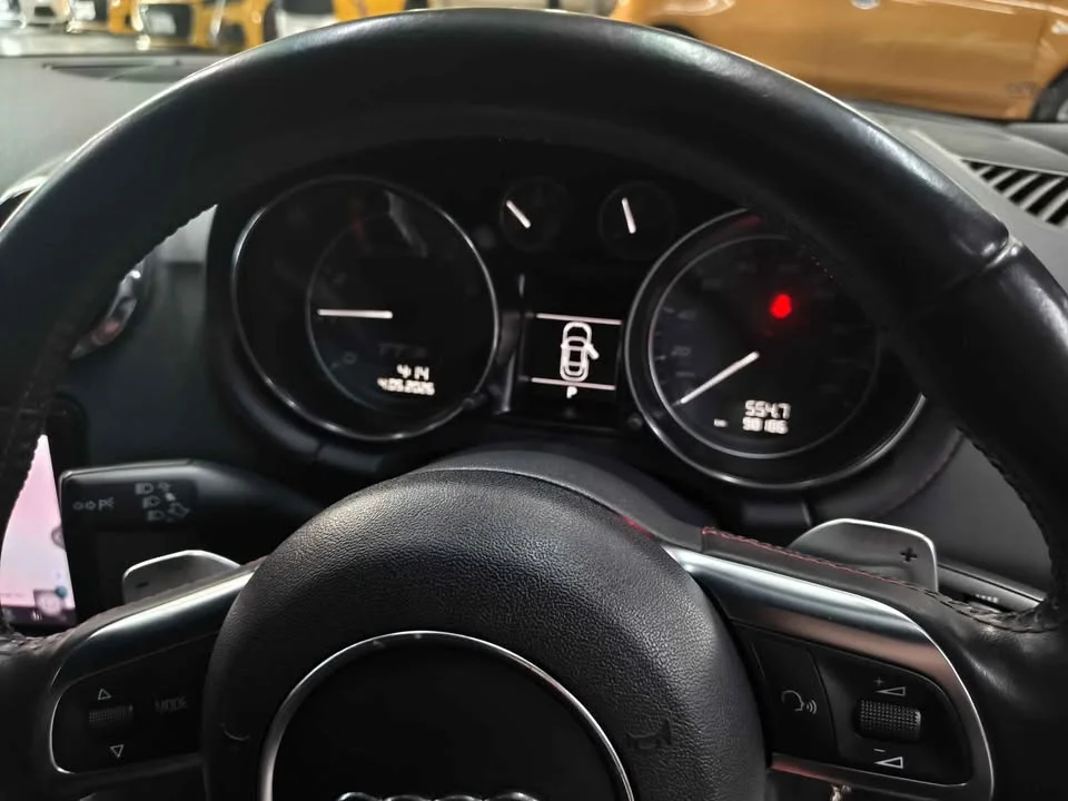 2012 Audi TT Mk2 2