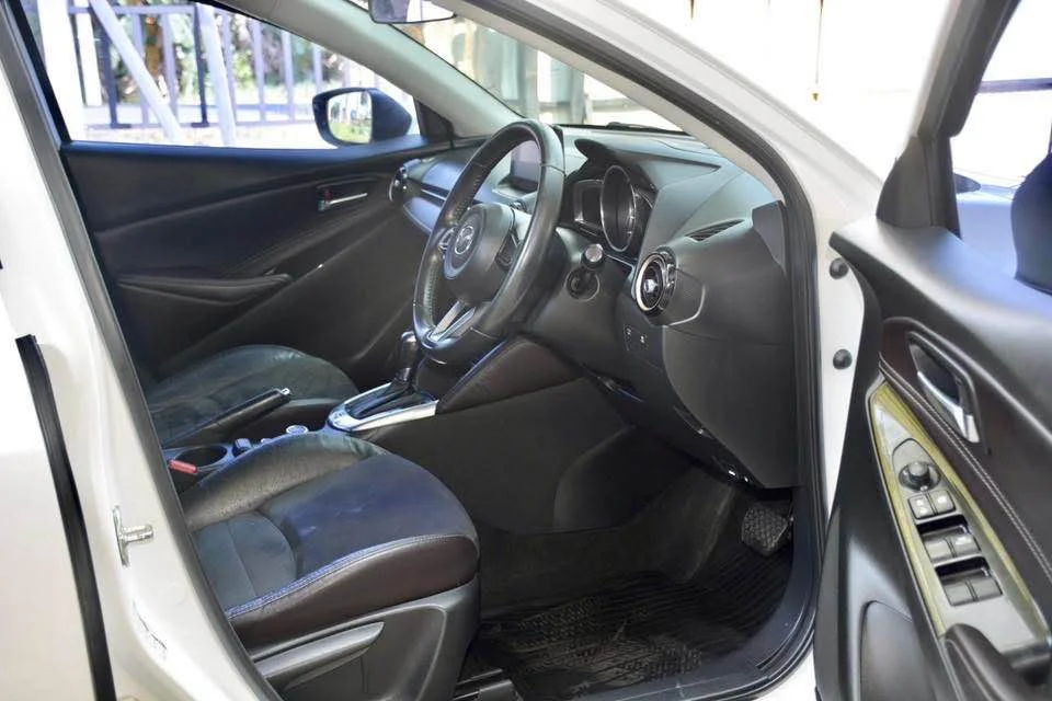 2017 Mazda 3 III 3