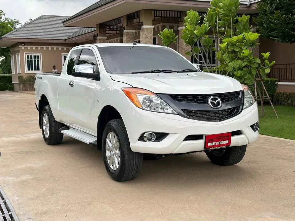 2012 Mazda BT-Series II 2