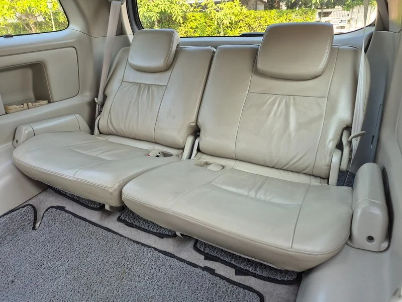2013 Toyota Innova I 2