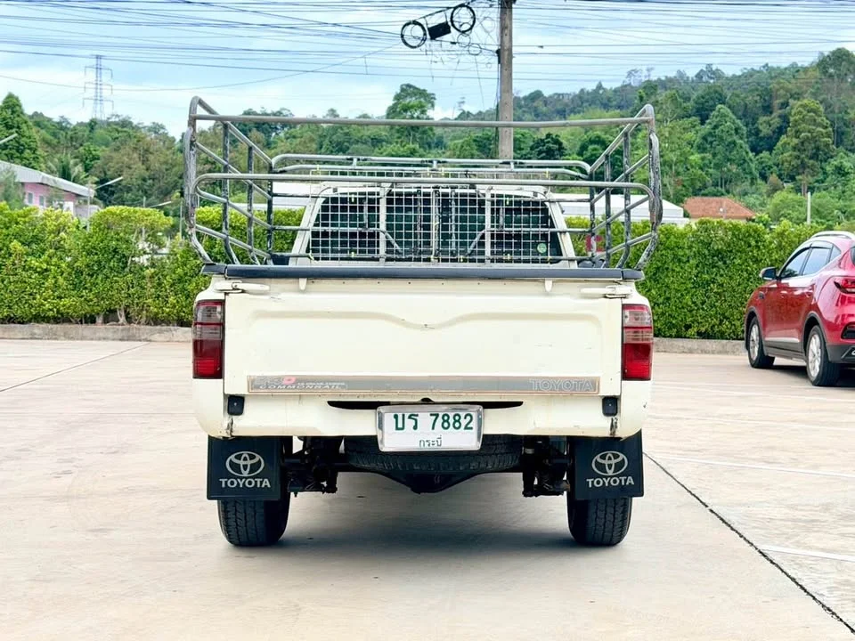 2002 Toyota Hilux Tiger VI 2