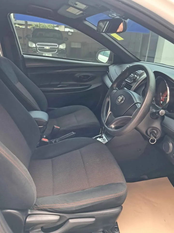 2015 Toyota Yaris III 3
