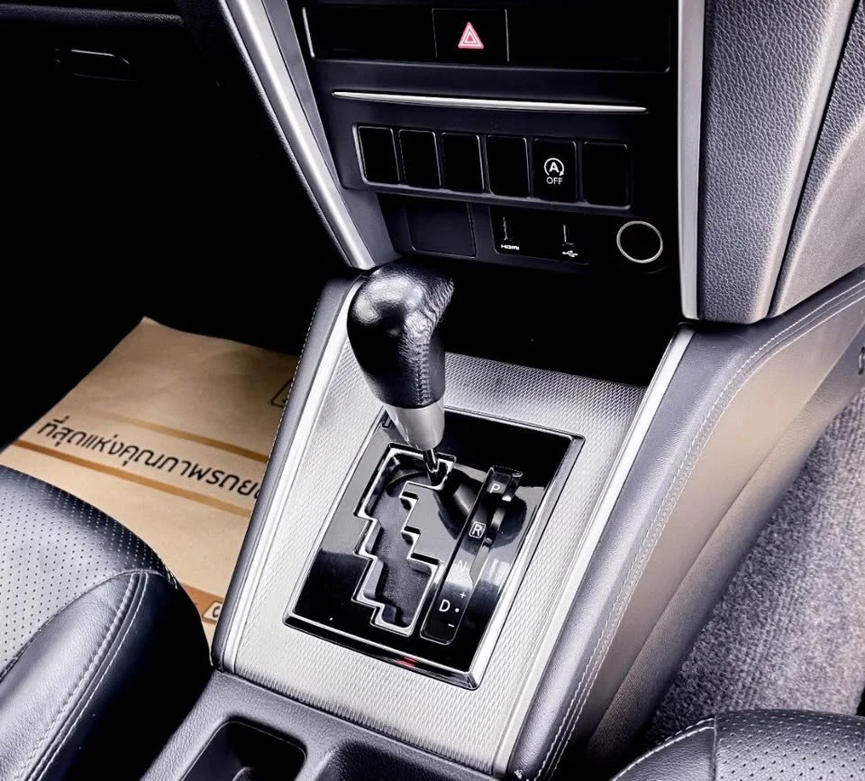 2019 Mitsubishi Triton V 3