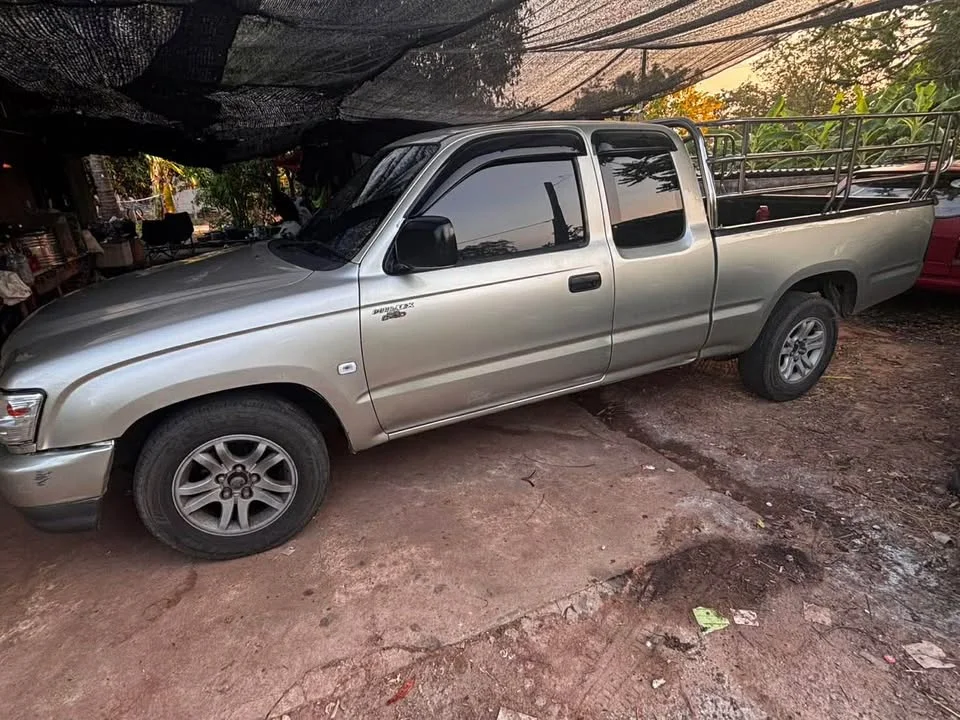 2007 Toyota Hilux Tiger VI 3