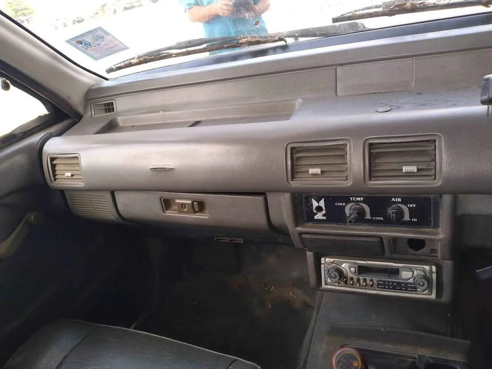 1996 Isuzu TFR III 2