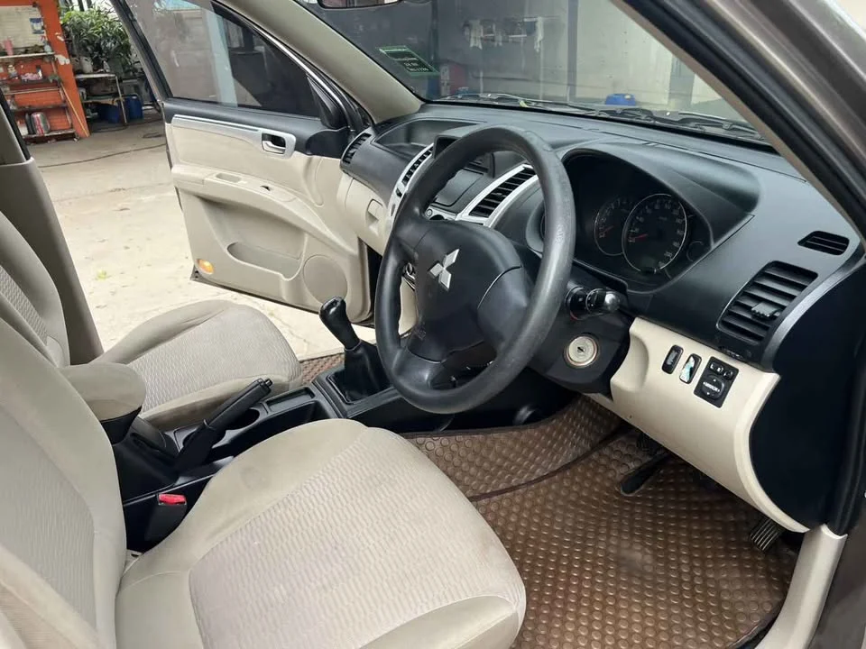 2014 Mitsubishi Pajero Sport II 3