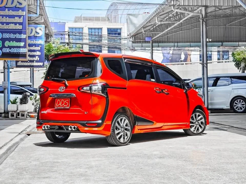 2018 Toyota Sienta II 3
