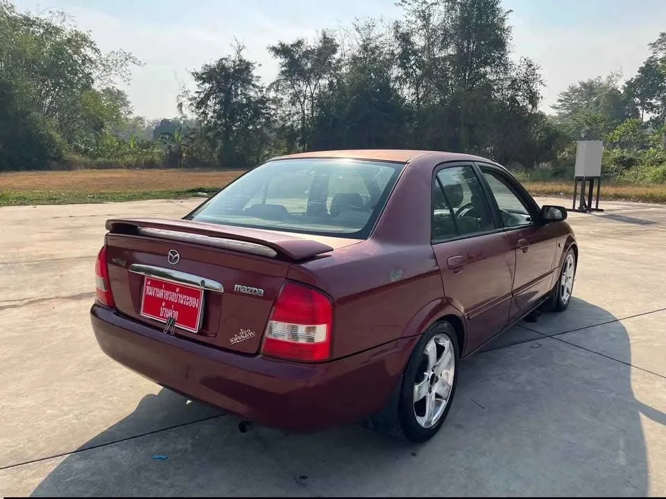 2003 Mazda 323 VIII 2