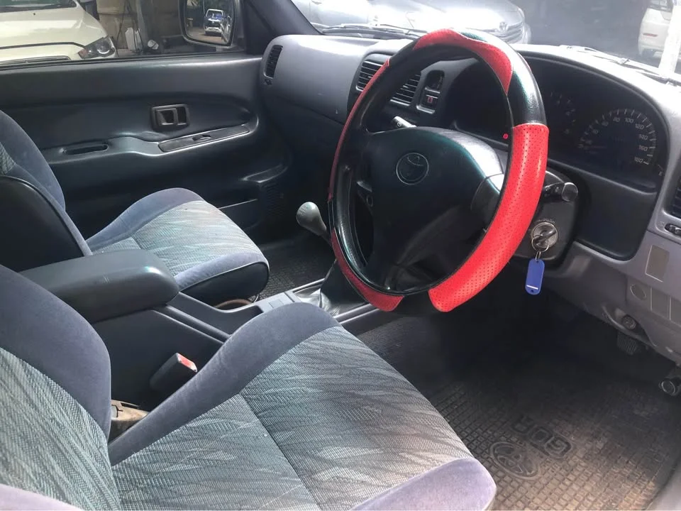 Toyota Hilux Tiger VI 2