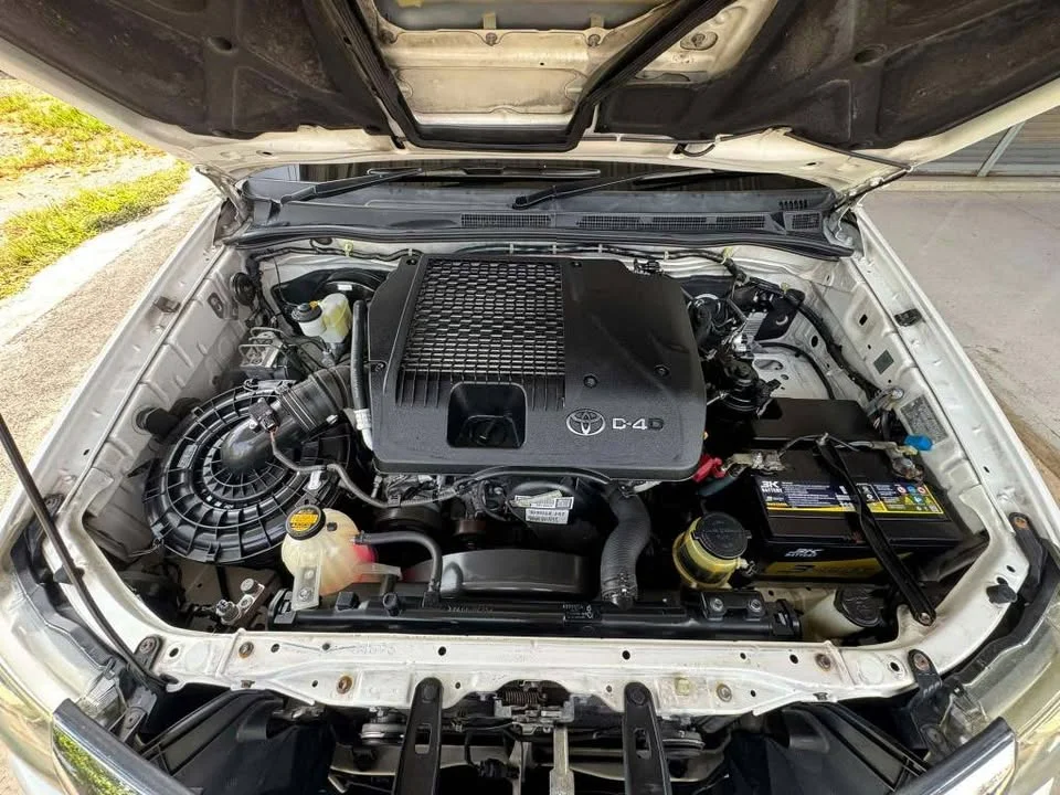 2013 Toyota Hilux VII 3