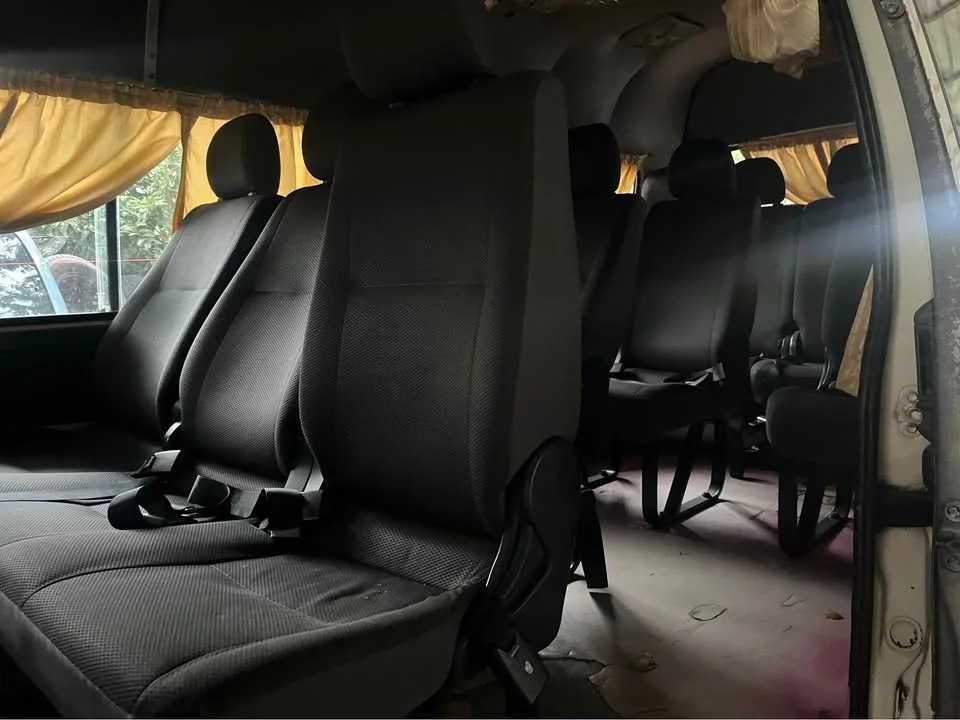 2000 Toyota Commuter IV (H100) 3