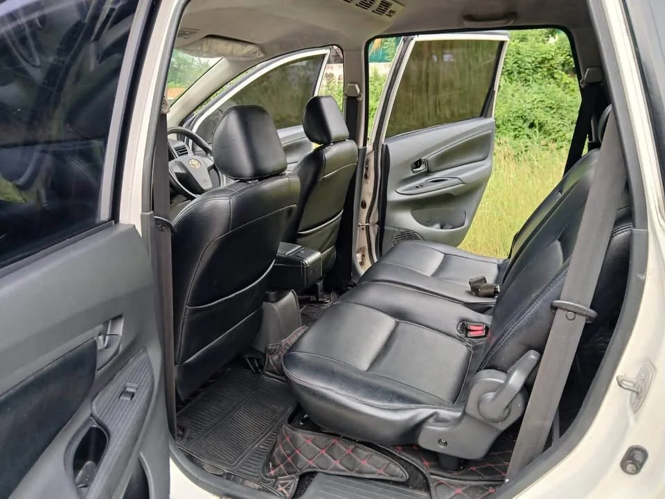 2012 Toyota Avanza II 2