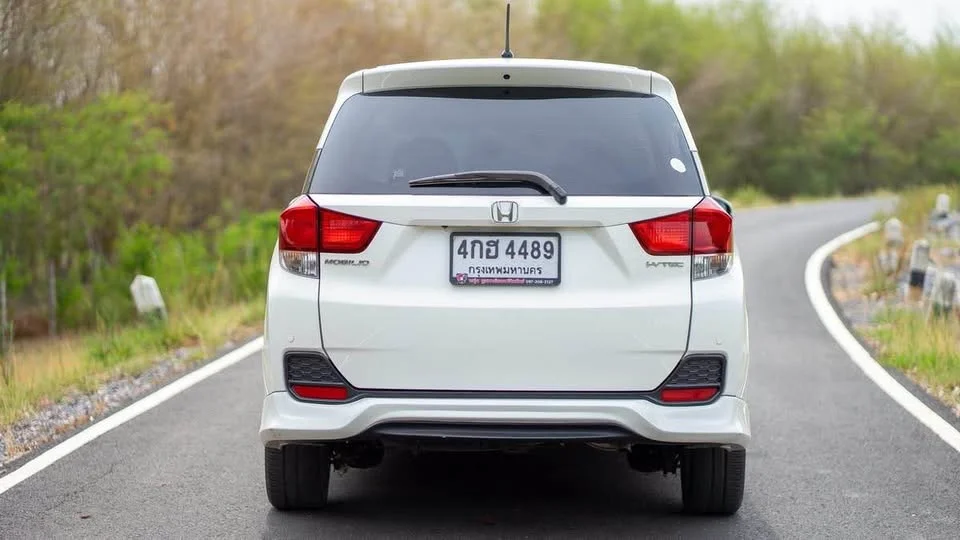 2016 Honda Mobilio II 2