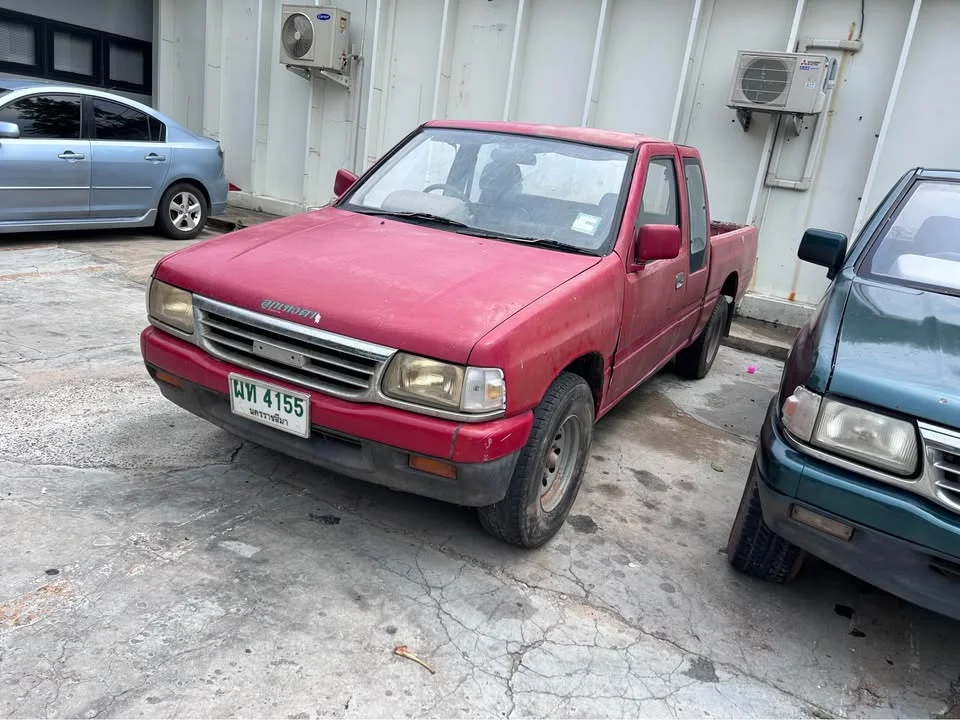 1995 Isuzu TFR III 2