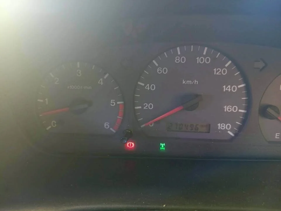 2000 Mazda 2500 Fighter V 3