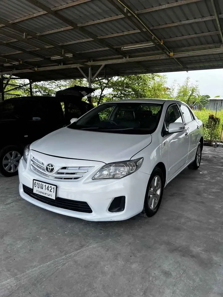2013 Toyota Corolla Altis X (E140) 2