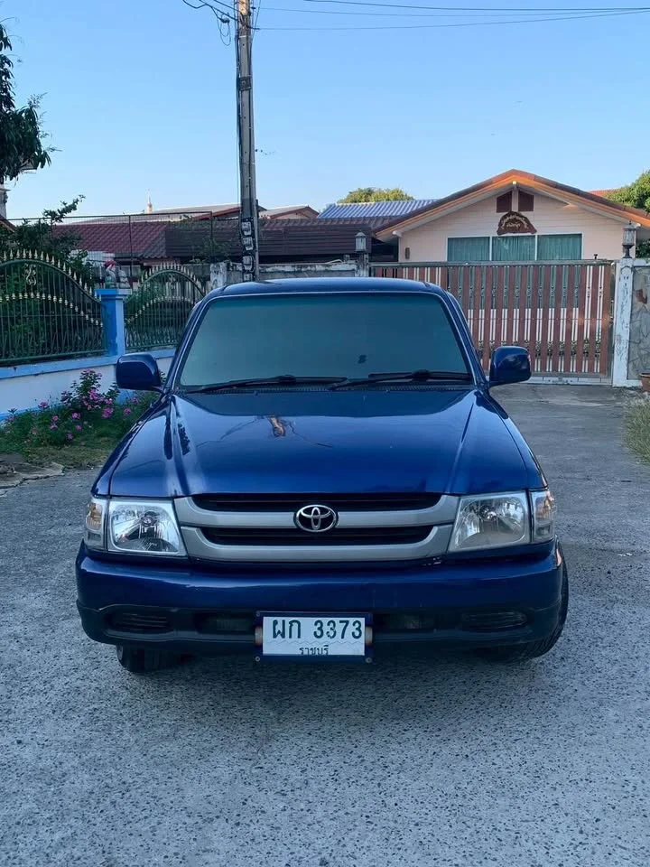 2003 Toyota Hilux Tiger VI 2