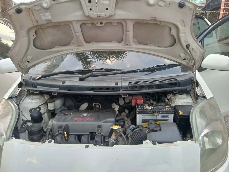 2008 Toyota Yaris II 2