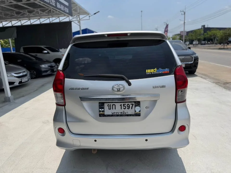 2012 Toyota Avanza II 3