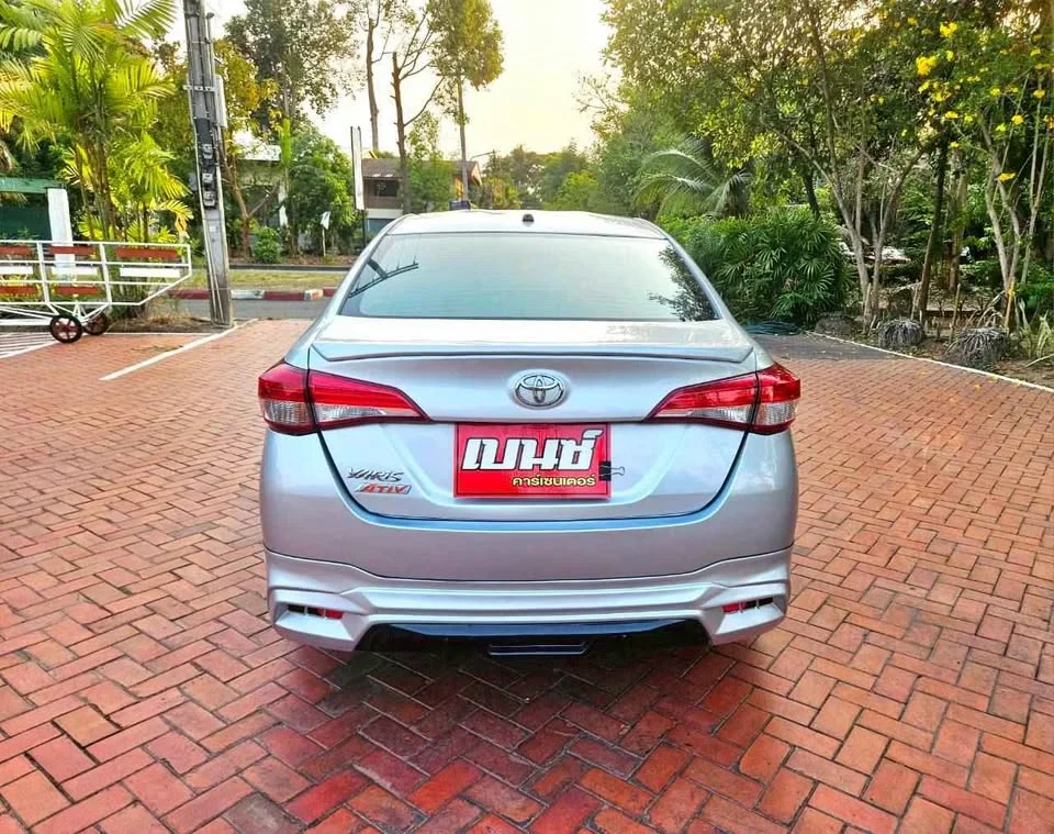 2018 Toyota Yaris ATIV III 2
