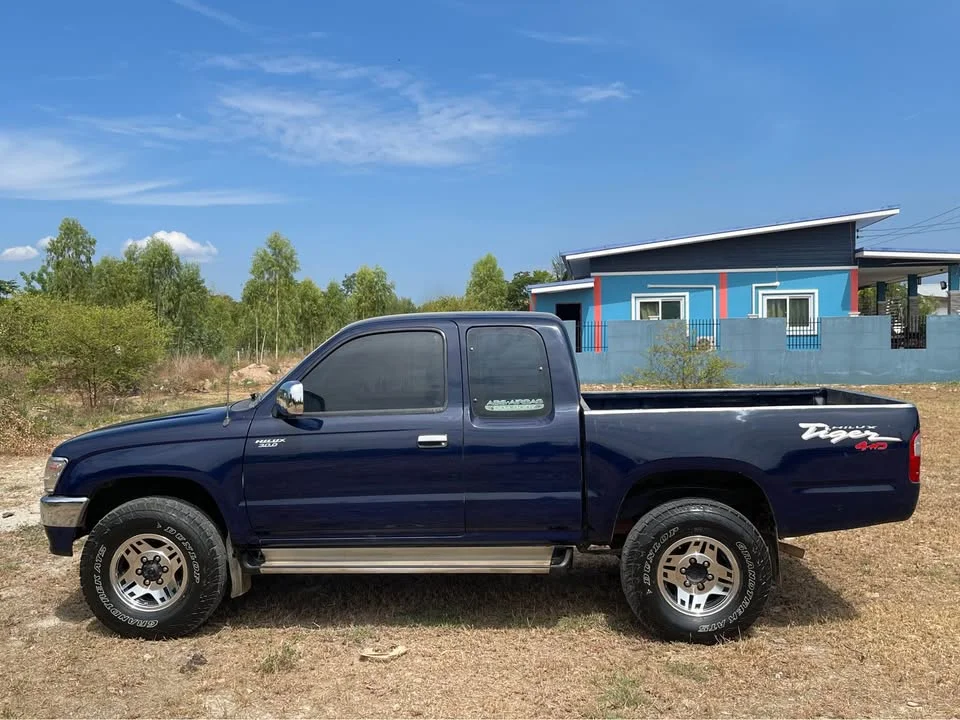 2000 Toyota Hilux Tiger VI 2