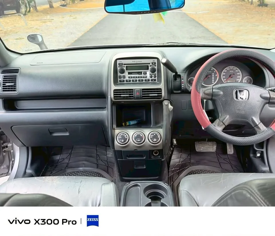 2004 Honda CR-V II 2