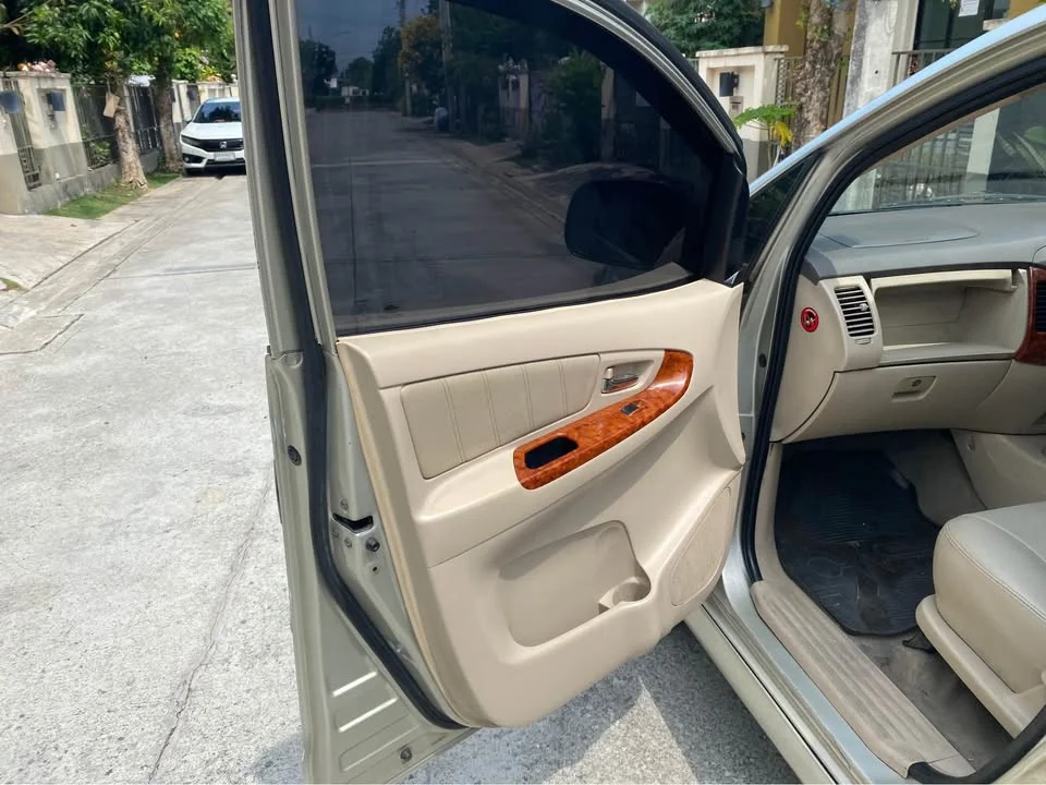2009 Toyota Innova I 3